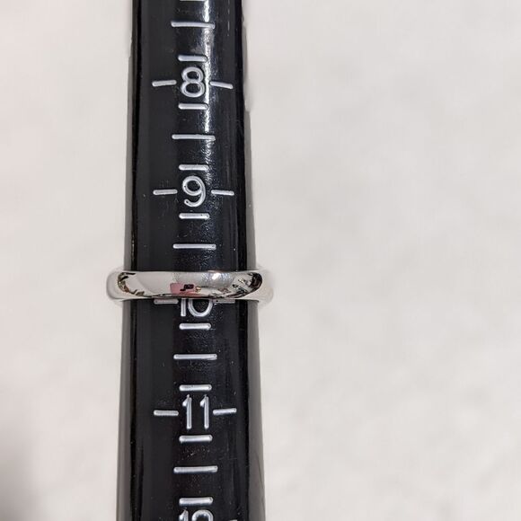 NWOT Sterling Silver and Cubic Zirconia Domed Cocktail Ring - Picture 13 of 14